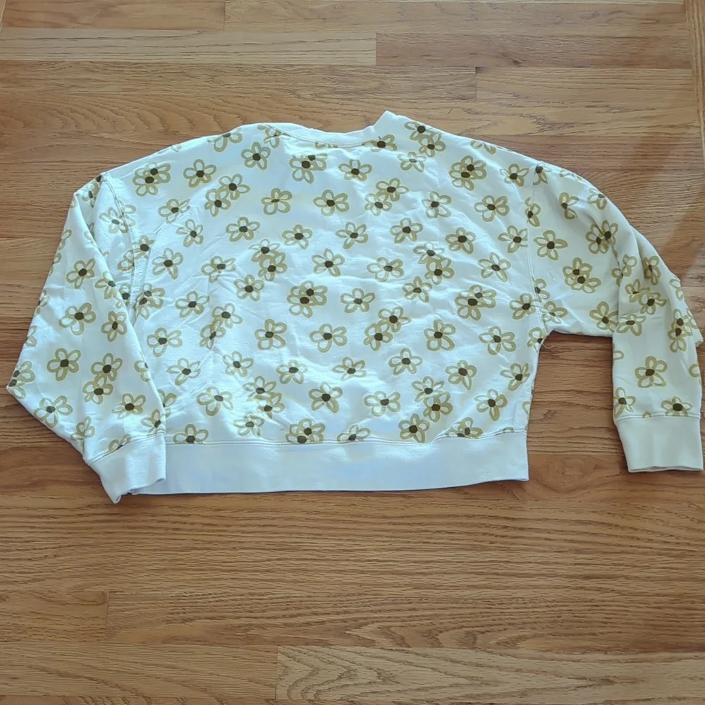 Rylee + Cru Cream and Yellow Floral Long Sleeve Sweatshirt - Picture 3 of 3